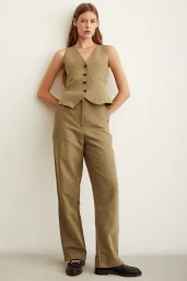 Hoch sitzende Leinenhose in Khaki
