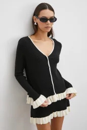 Düğmeli Eteği Fırfırlı Etekli Triko Takım Siyah