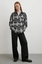 Crepe Contrast Patterned Shirt Black