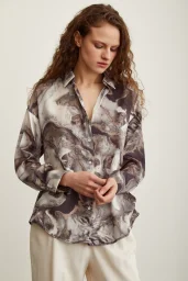 Batik Muster Hemd Grau