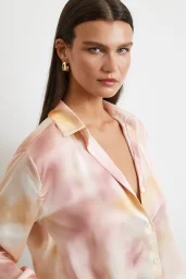 زيبق مخطط بلوزة الحرير الوردي