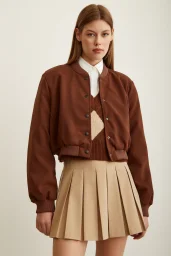 سترة كاجوال بسحاب وبطانة بنية