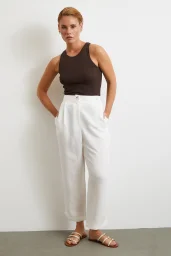 بنطلون قماش لين بجيبين