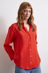 قميص فيسكوز بسيط أحمر