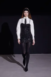 Trägerloses Bleistiftkleid Schwarz