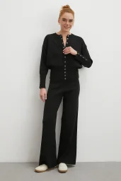 Çıtçıtlı Pantolonlu Triko Takım Siyah