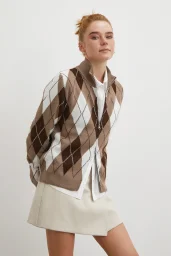 Fermuarlı Baklava Desen Kazak Kahve