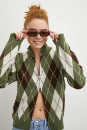 Fermuarlı Baklava Desen Kazak Yeşil