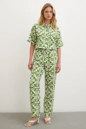 سروال بأساور أخضر بخصر مطاطي