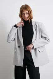 سترة كلاسيكية بوليفيسكون رمادية