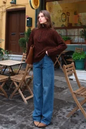 Saç Örgülü Yarım Fermuarlı Kazak Kahve