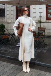 Uzun Elbiseli Hırka Triko Takım Ekru