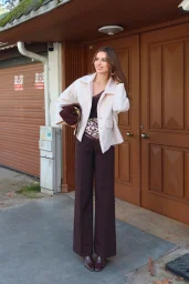 Yüksek Bel Paça Detaylı Kemerli Pantolon Kahve