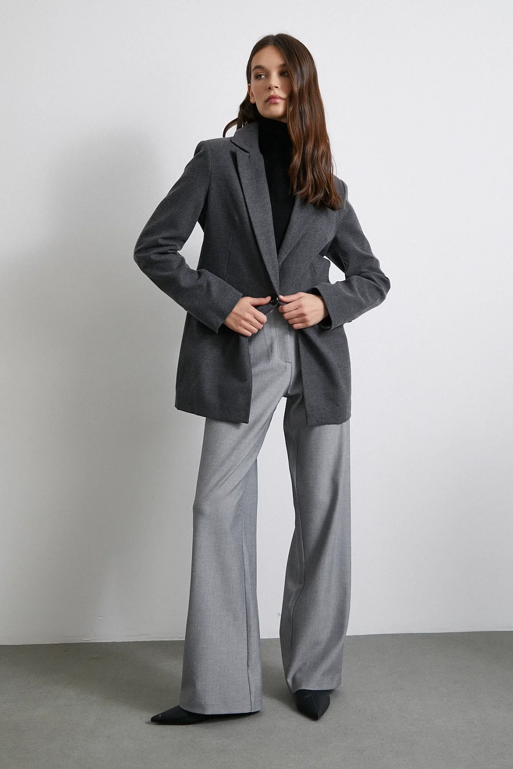 High-Waisted Wide Leg Trousers Gray