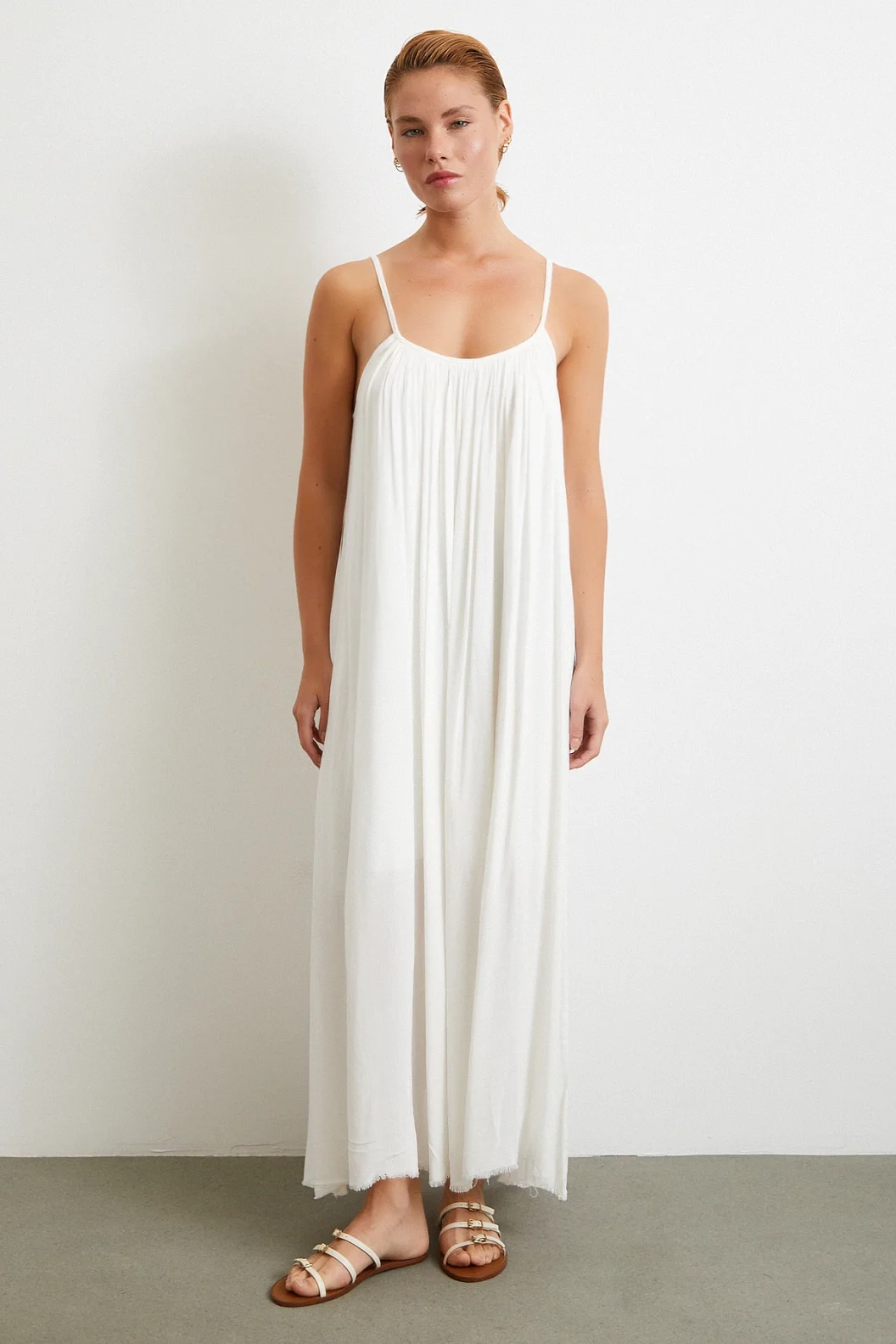 Sleeveless Pleated Wide Dress White