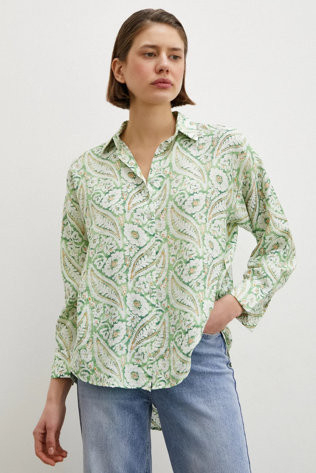 قميص بنقشة مودال أخضر