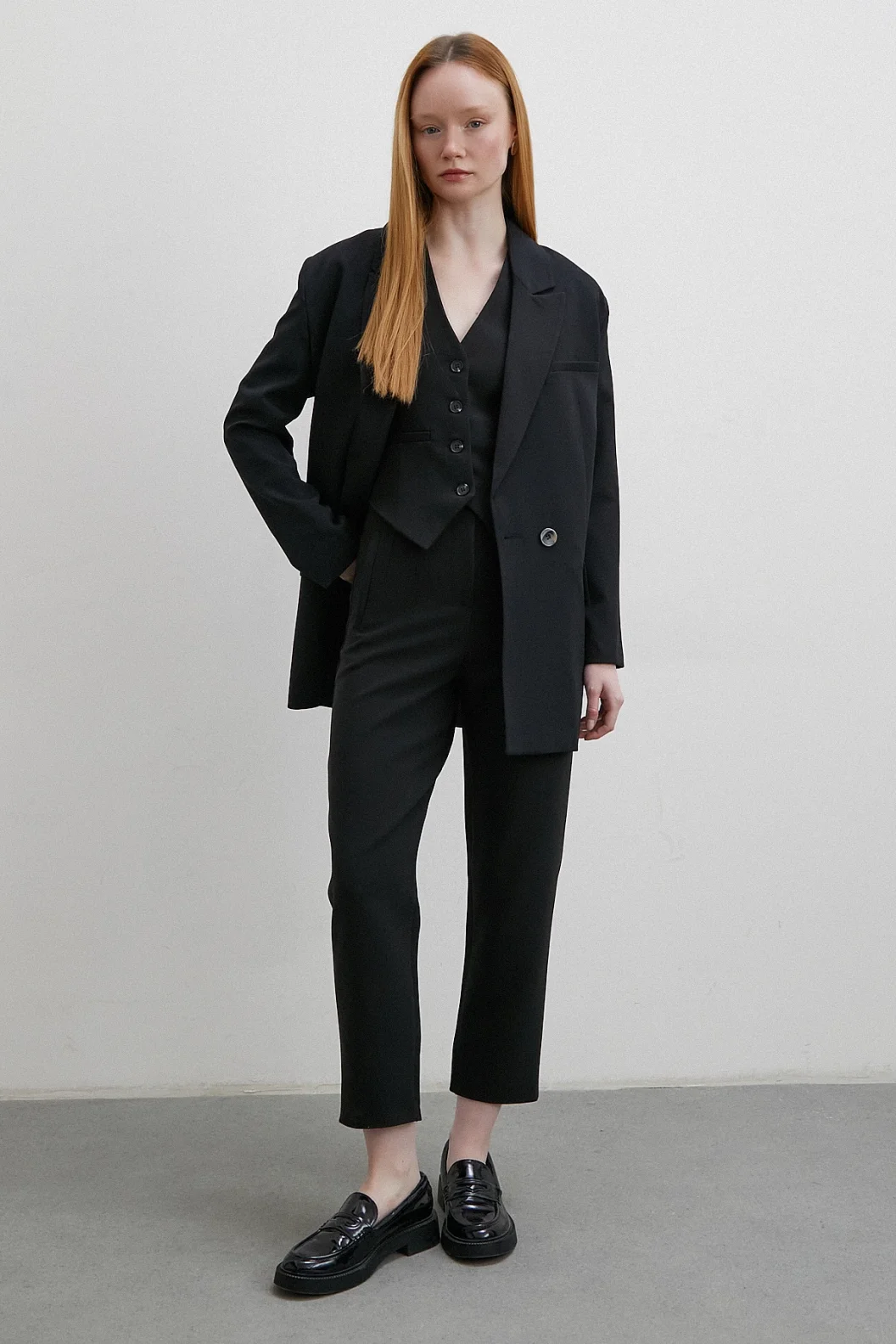 Front Brushed Skinny Fabric Pants Black