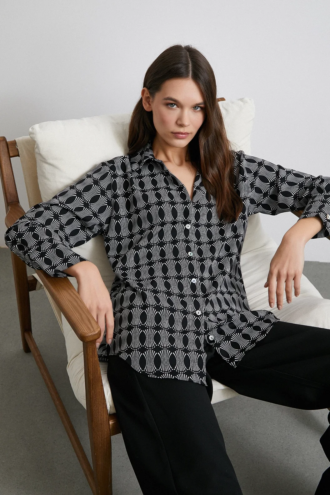 Geometric Patterned Shirt Black