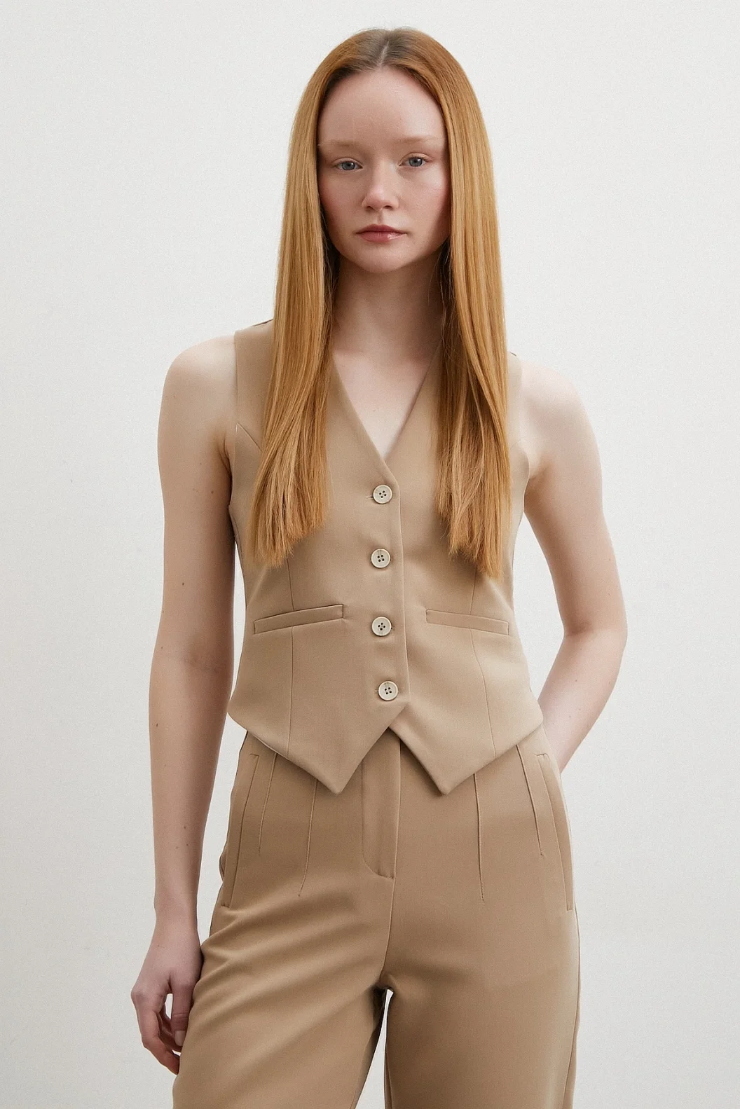 Gefütterte Weste in Nerz