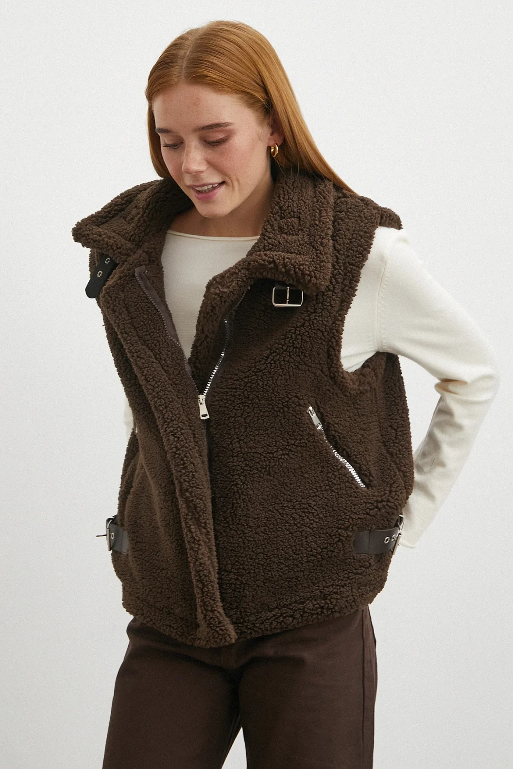 Yaka Detaylı Yumoş Yelek Kahve