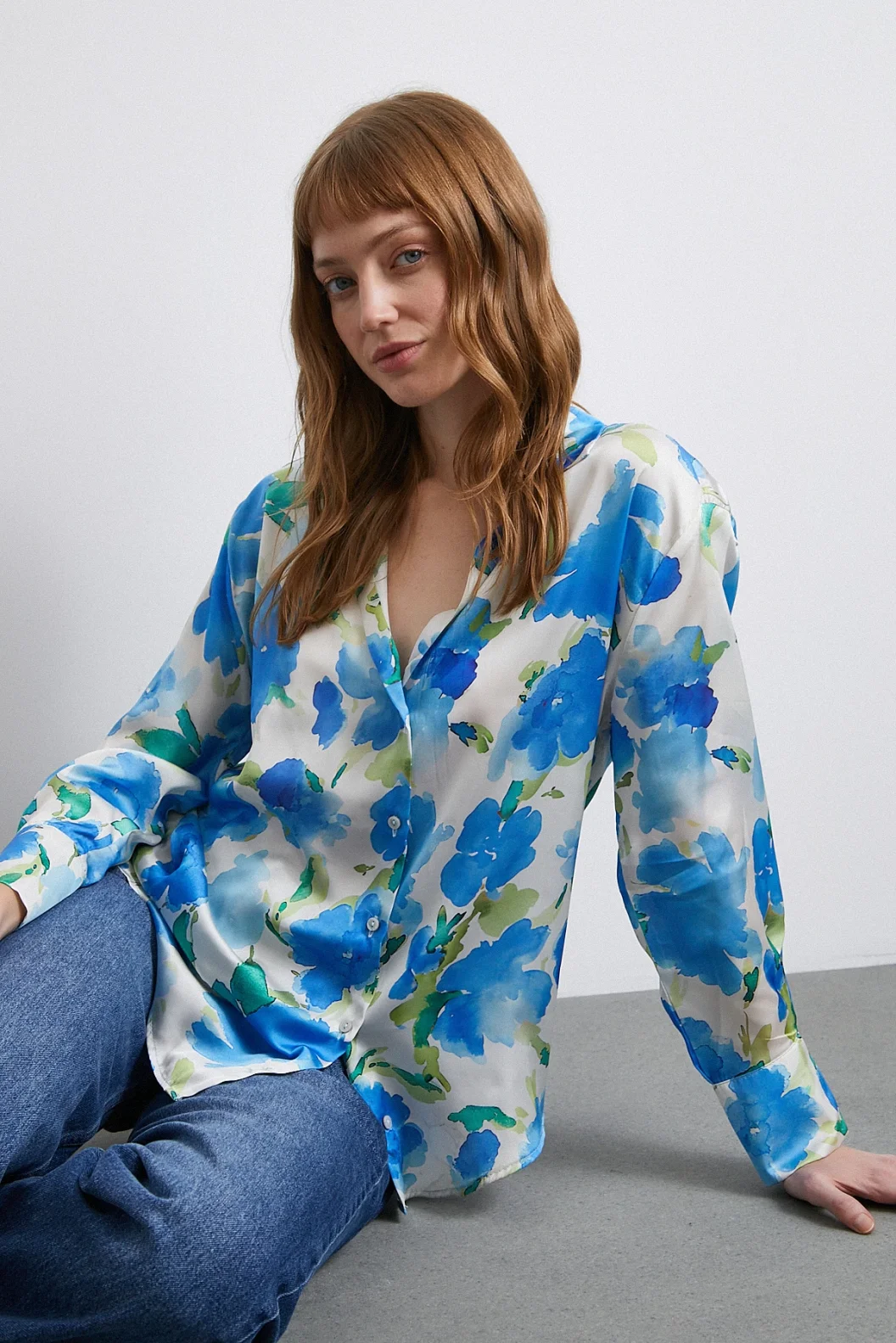 Multi-Colored Flower Patterned Shirt Navy