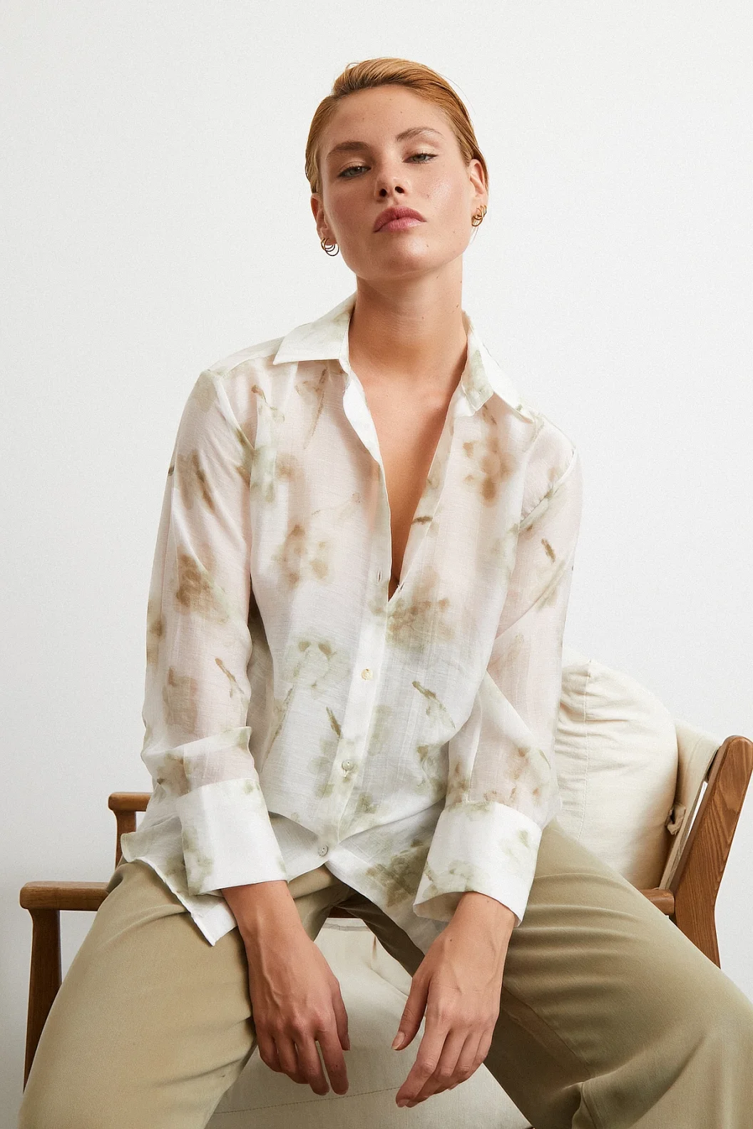 قميص تول بنقشة الأورجانزا الأخضر