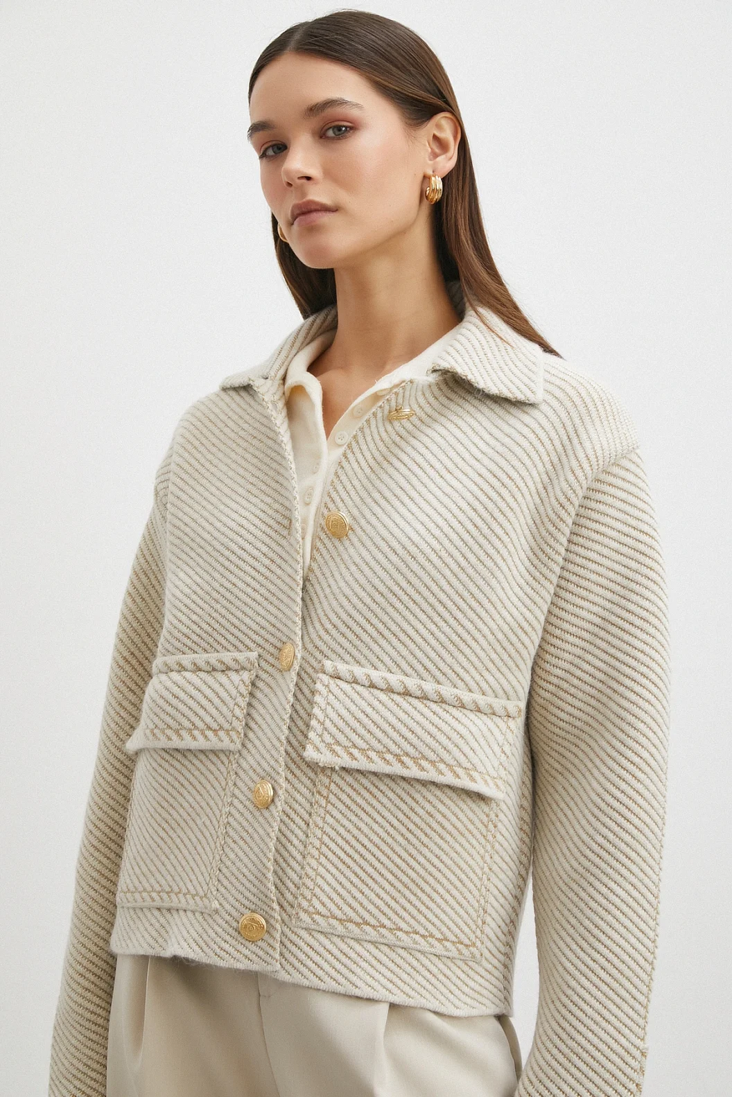 Polo Yaka Cepli Gold Düğmeli Ceket Krem