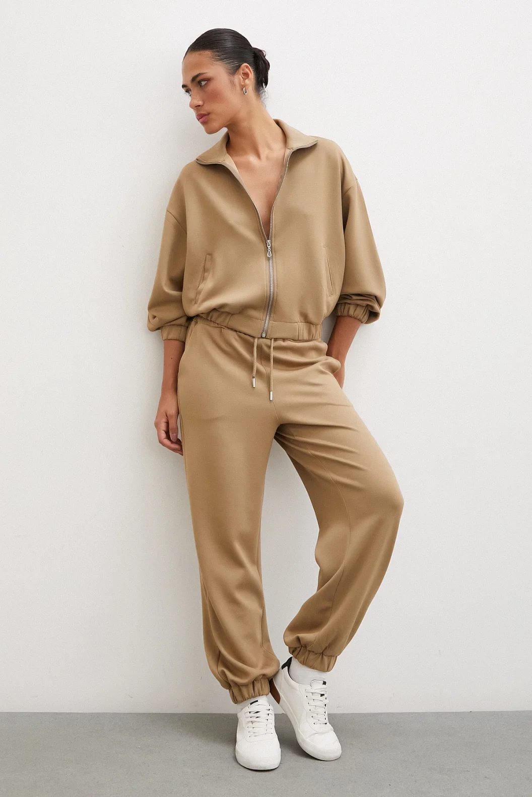 Elastic Waist Sweatpants Camel