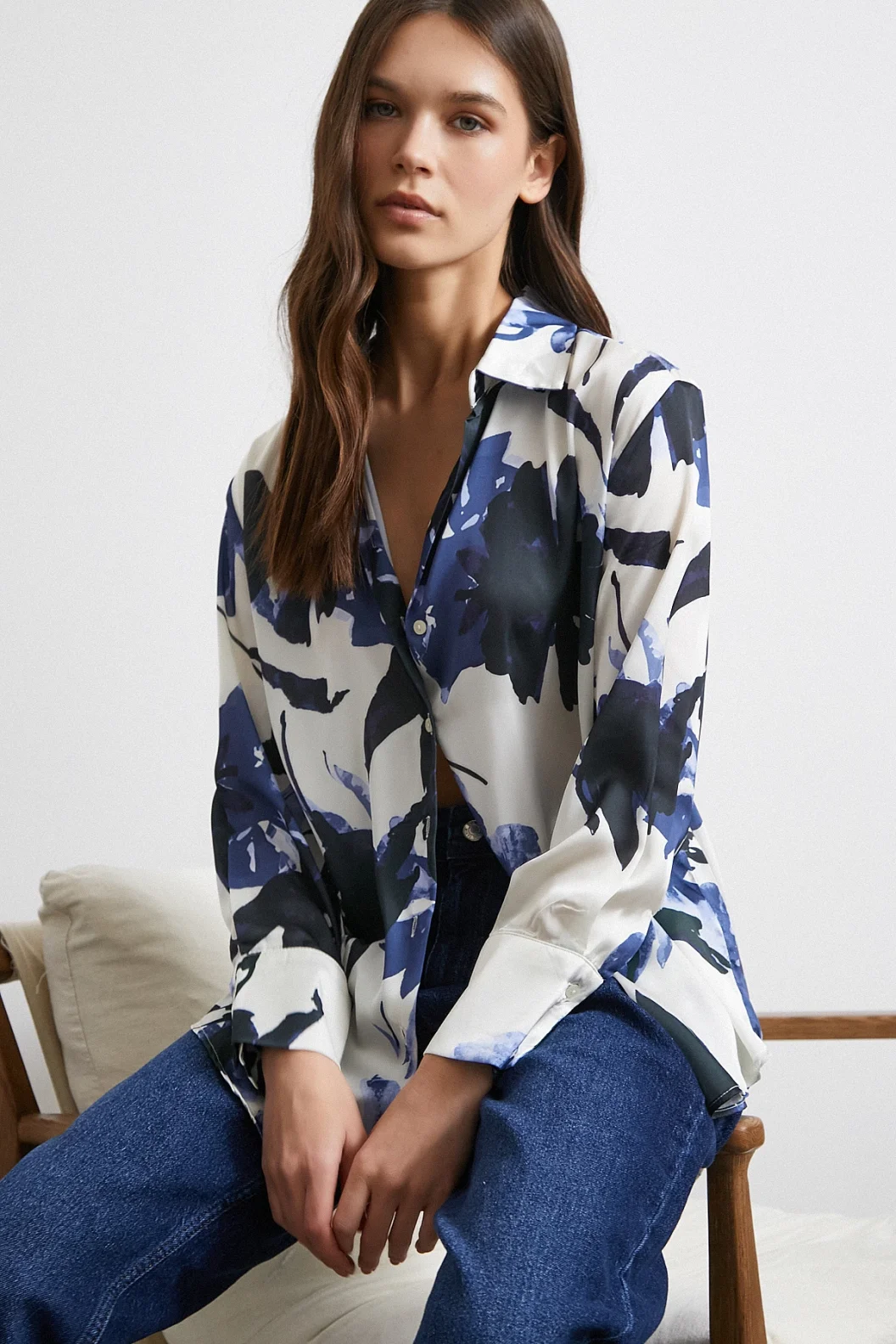 Saten Yüzeyli Desenli Gömlek Lacivert