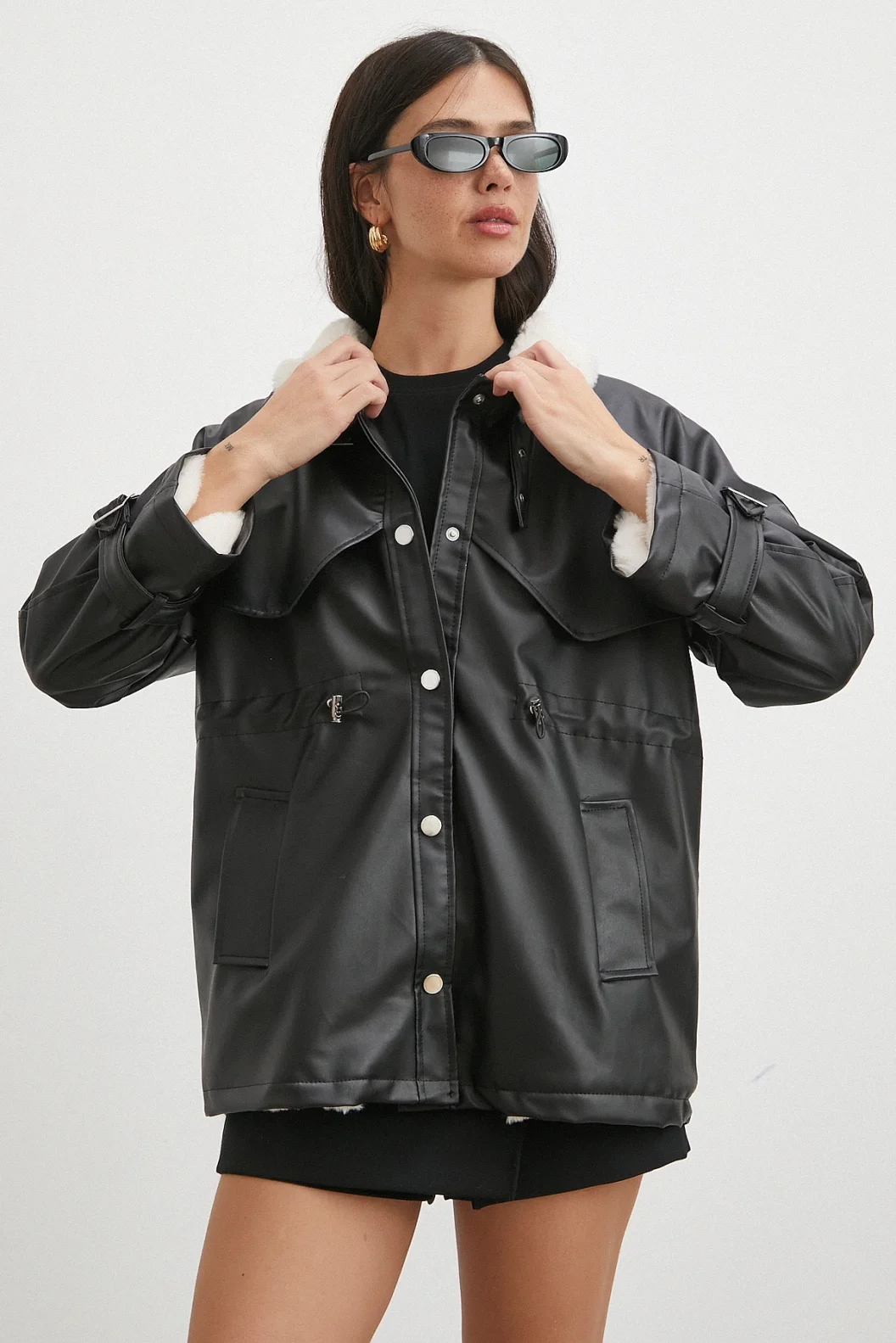 Kürklü Yaka Detaylı Deri Ceket Siyah