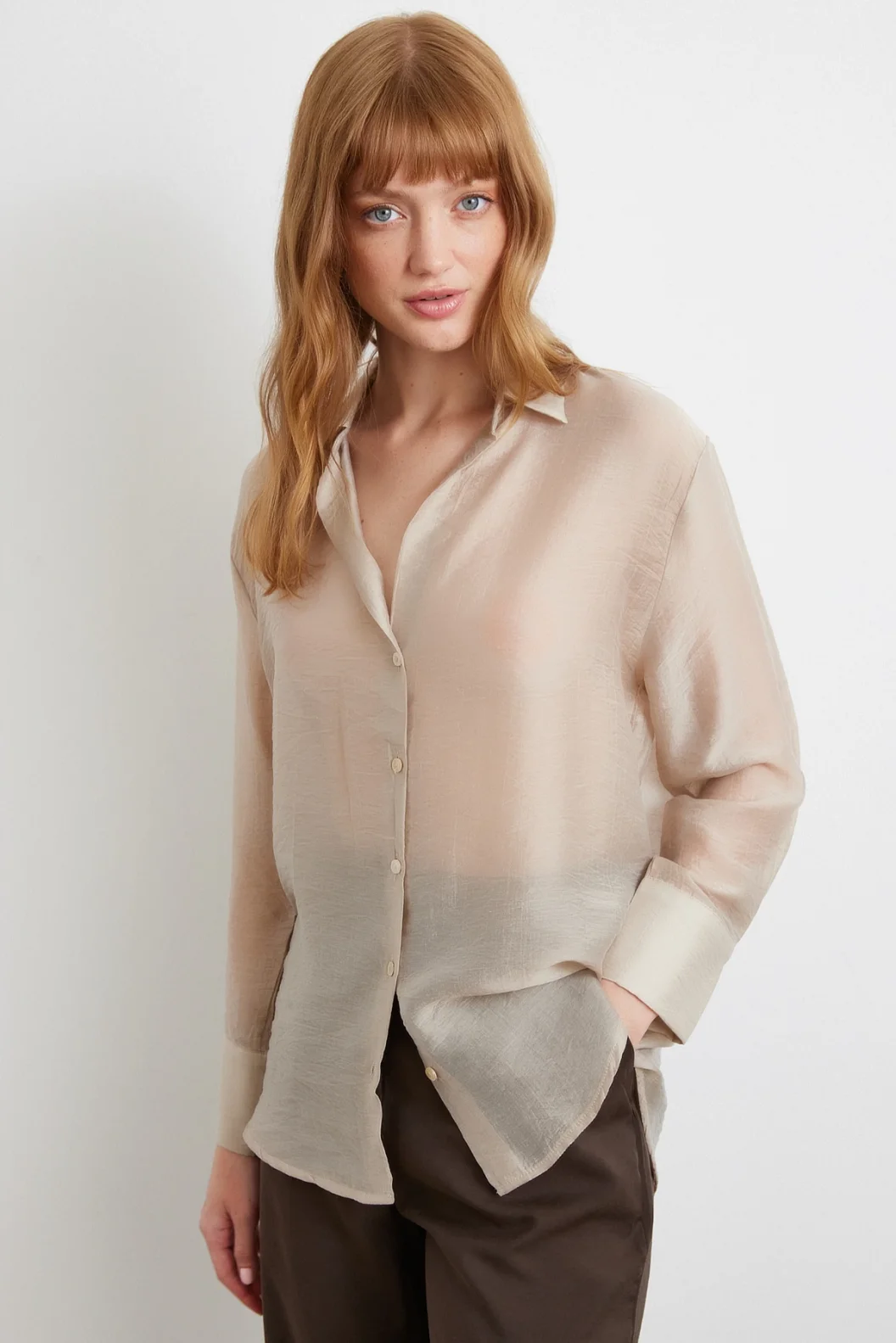 قميص نومودال رقيق بيج