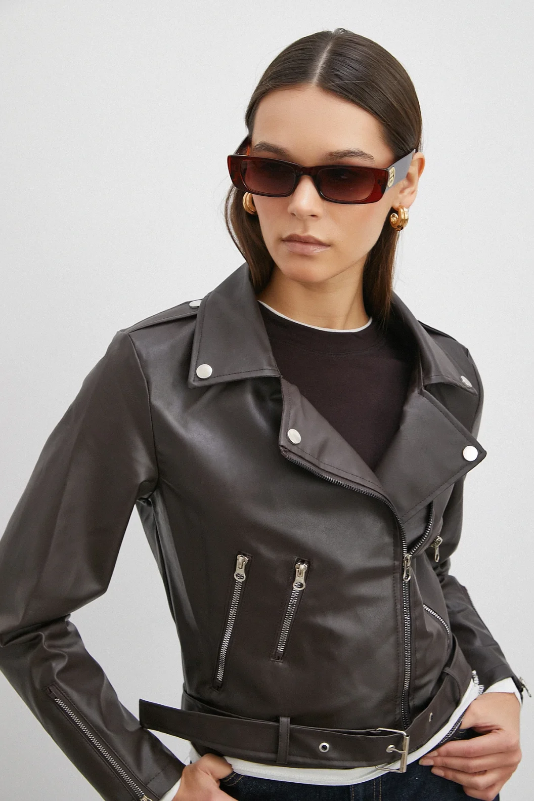 Beli Kemerli Fermuarlı Deri Ceket Kahve