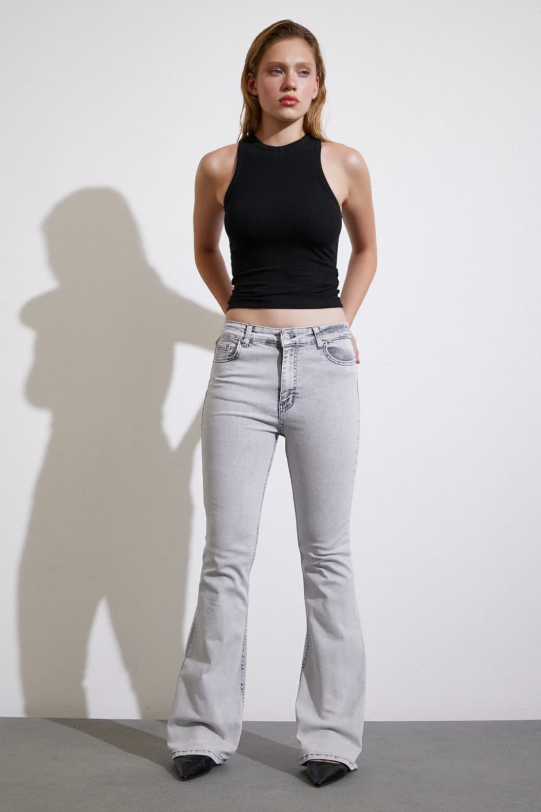 High Waist Wide Leg Jeans in Gray