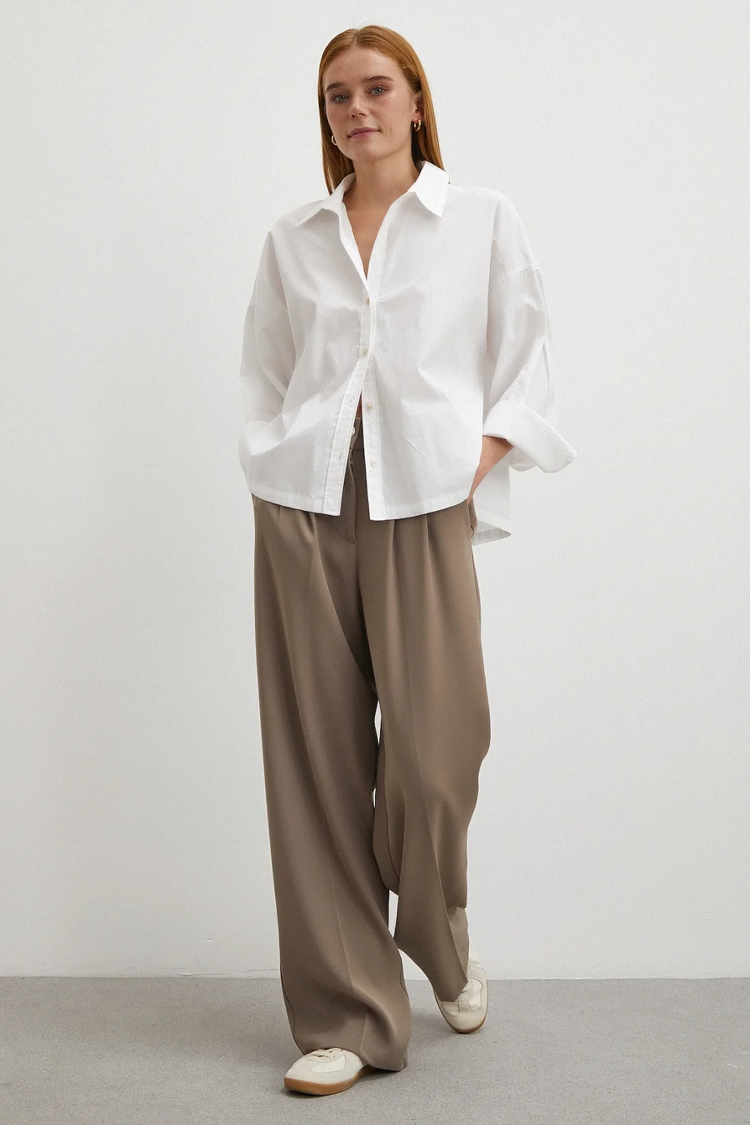 Beli Lastikli Pileli Geniş Paça Pantolon Vizon