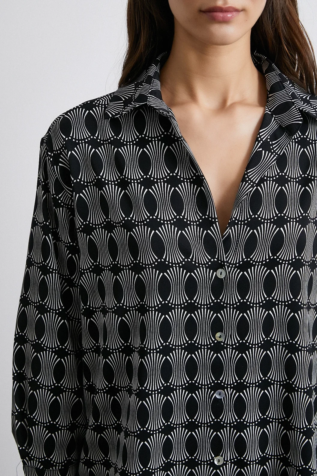 Geometric Patterned Shirt Black