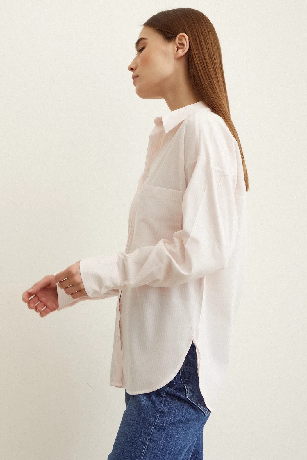 قميص مخطط بودرة