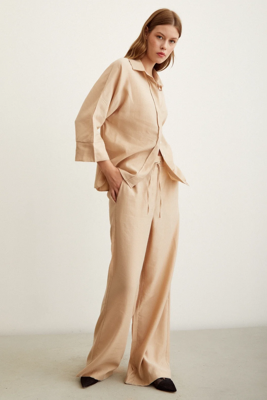 Bat Sleeve Linen Shirt Beige