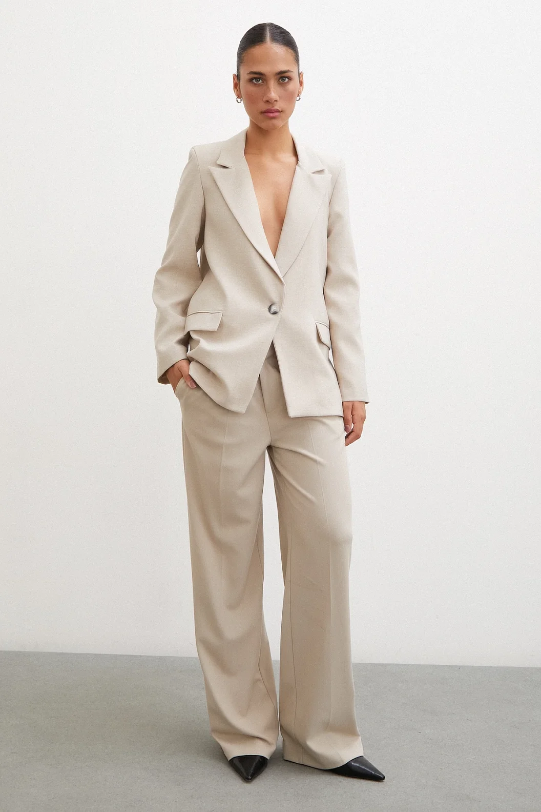 معطف بليزر أحادي الزر بيج