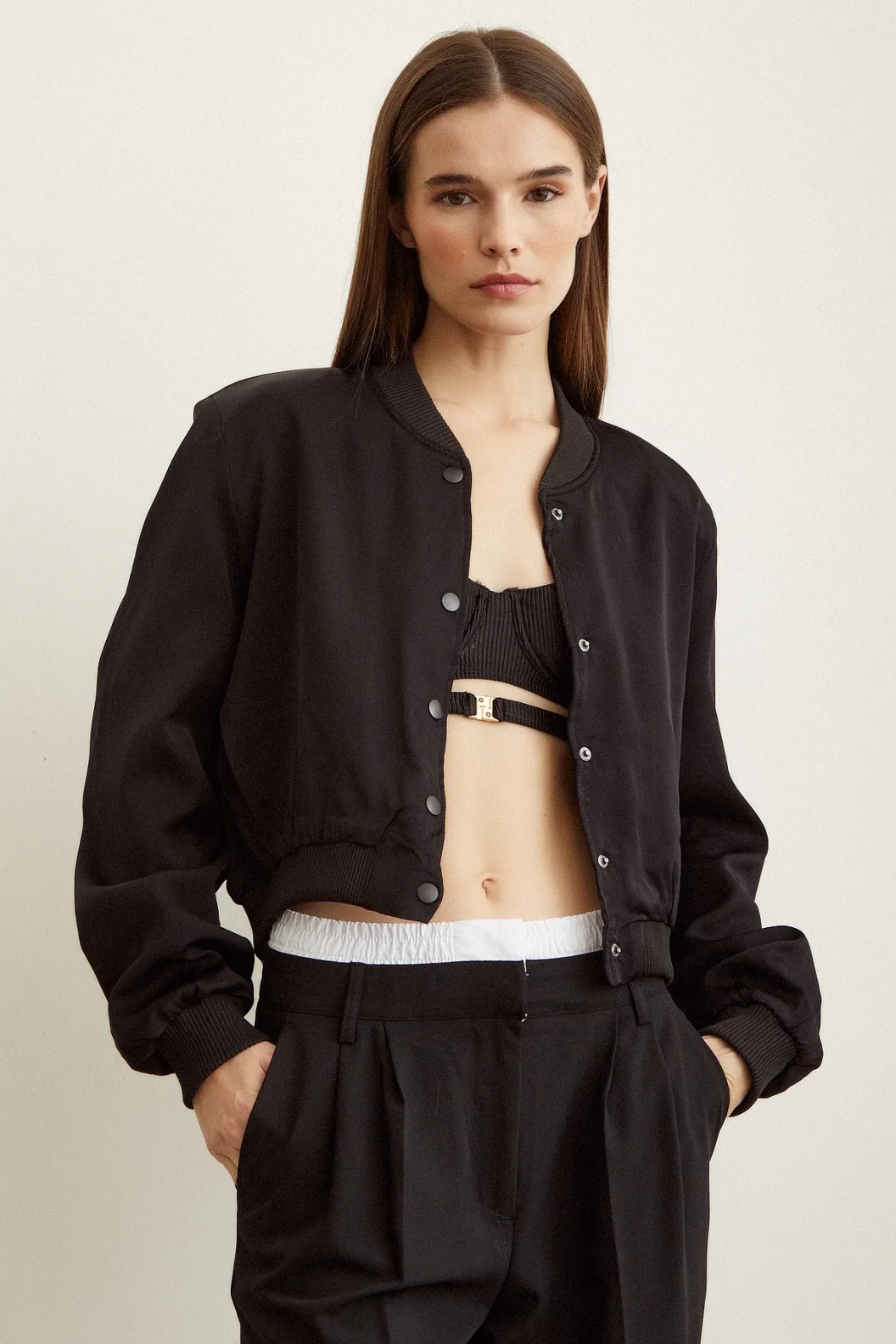 معطف بسطواني مبطن بالحشوات - أسود