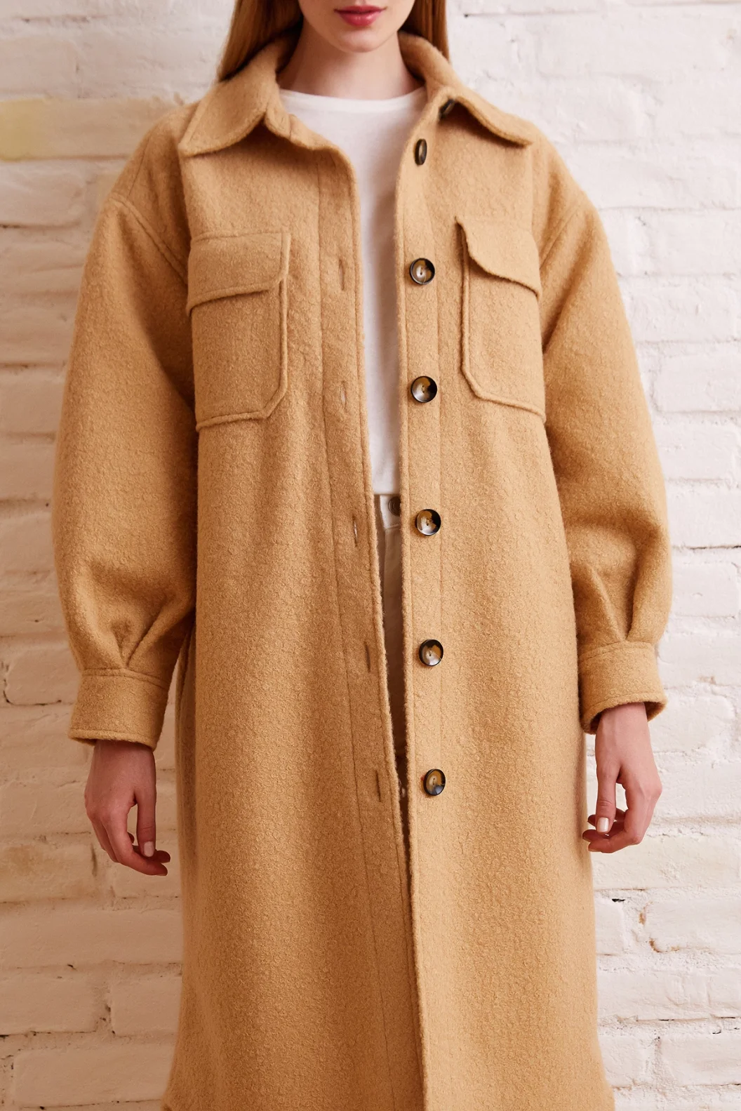 معطف بورموج كبير الحجم بيج