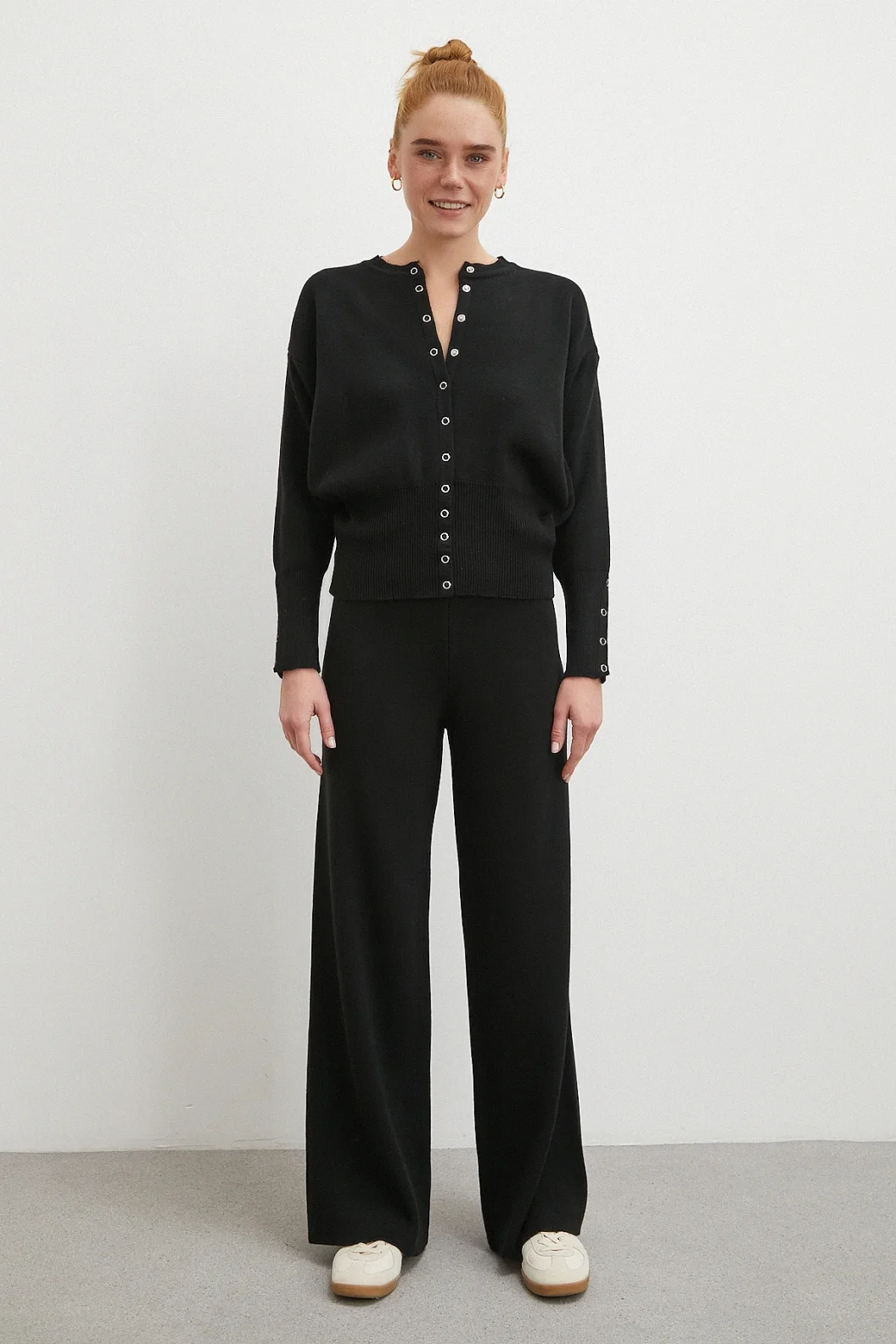 Çıtçıtlı Pantolonlu Triko Takım Siyah