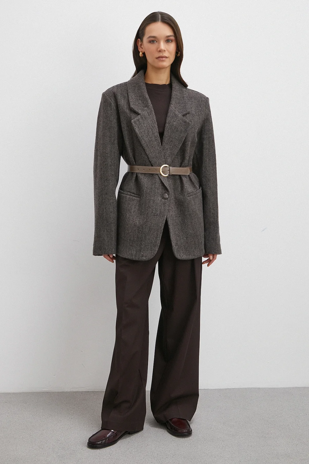 Çizgi Detaylı Kemerli Kaşe Ceket Kahve