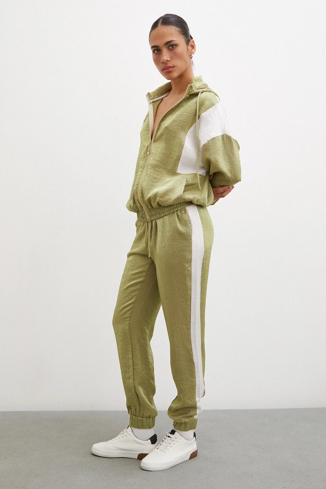 Striped Jogger Sweatpants Khaki