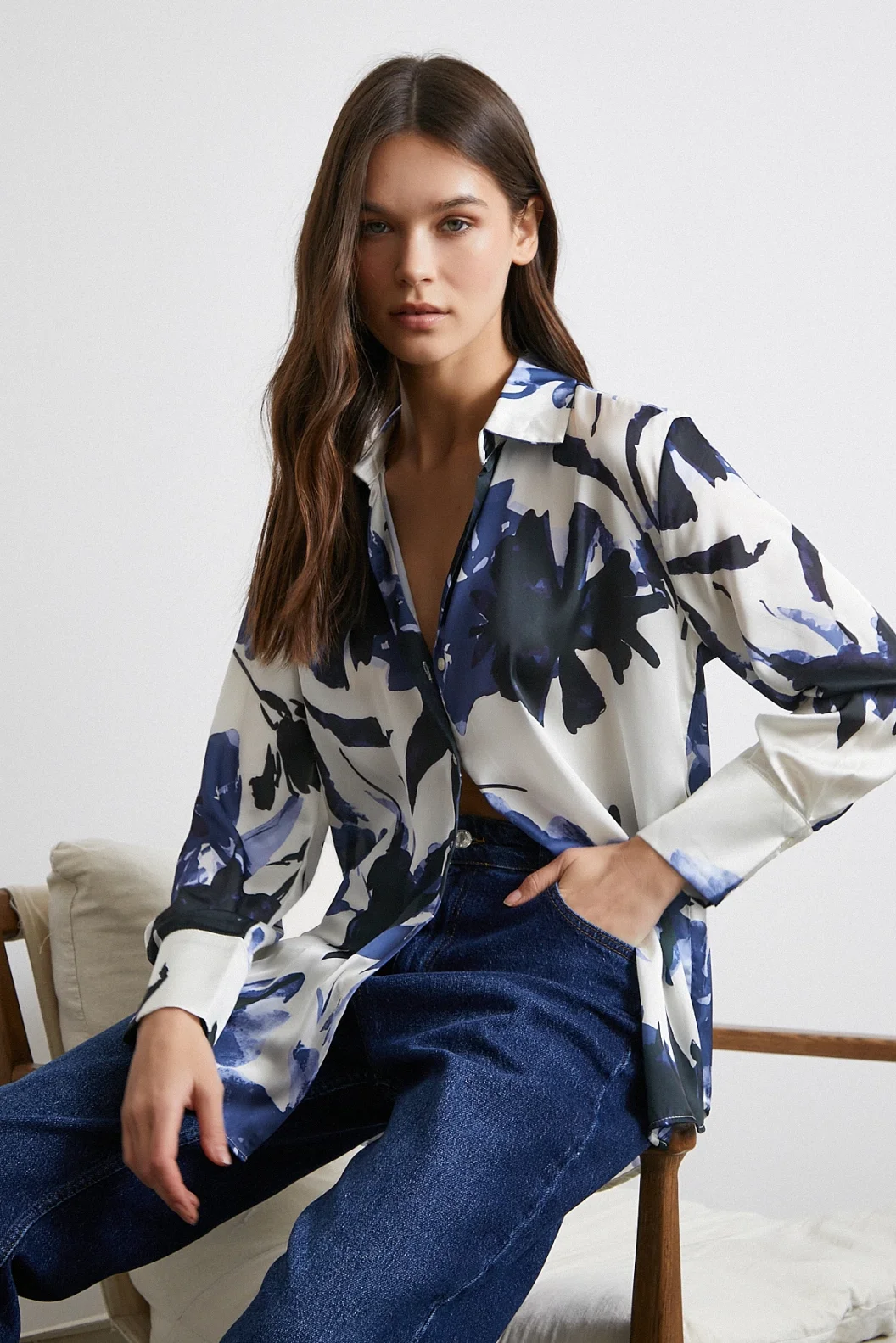 Saten Yüzeyli Desenli Gömlek Lacivert