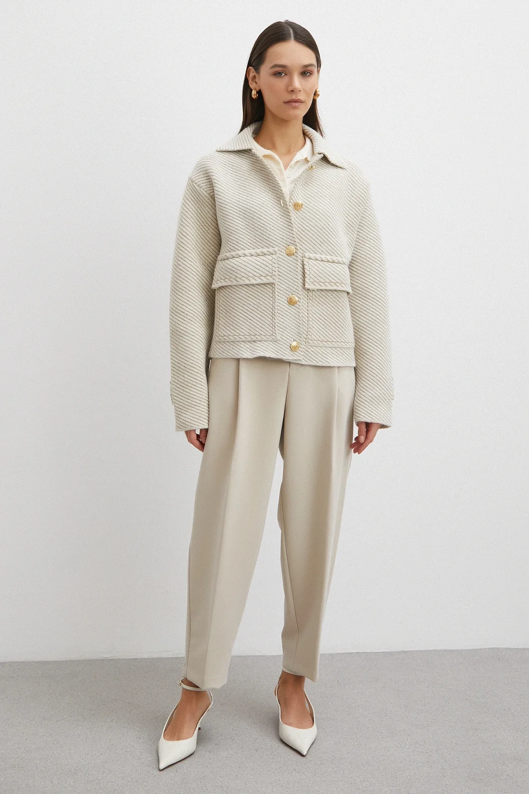 Polo Yaka Cepli Gold Düğmeli Ceket Krem