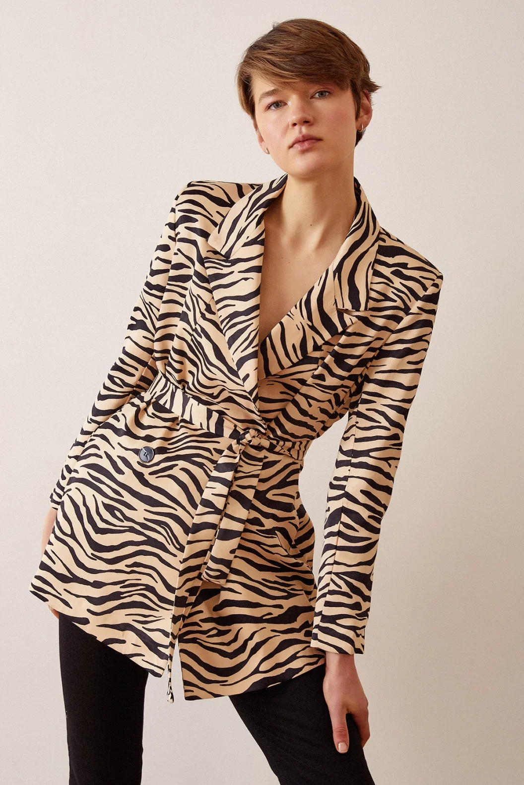 Düğmeli Kuşaklı Blazer Ceket Leopar