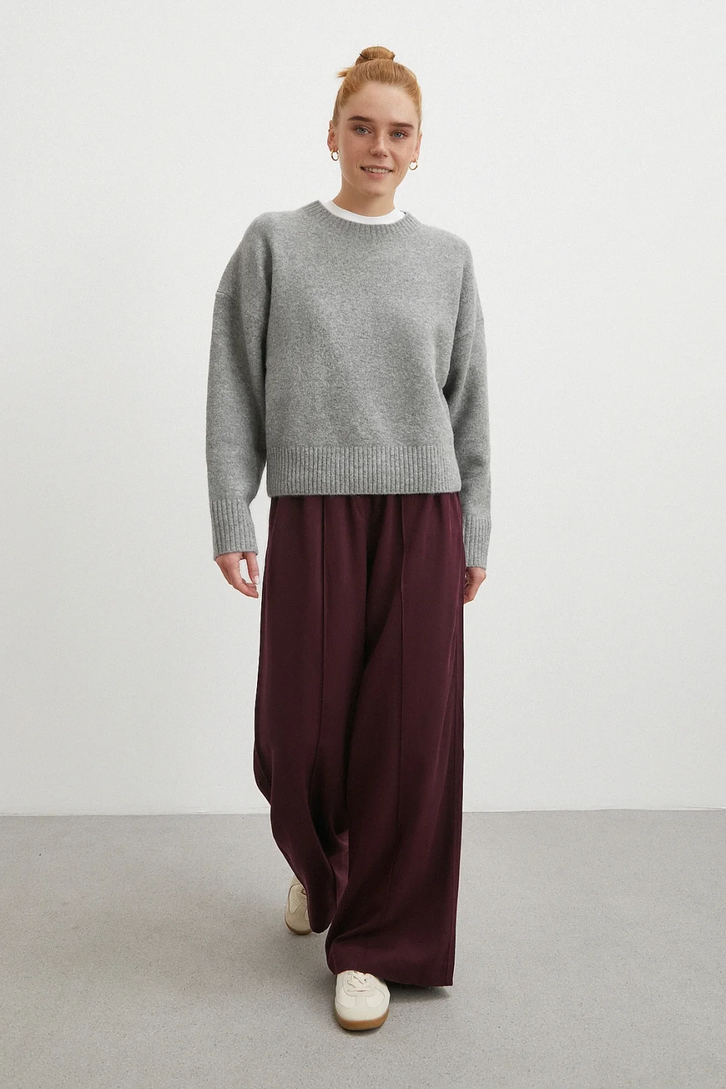 Çizgi Detaylı Geniş Paça Beli Lastikli Pantolon Siyah