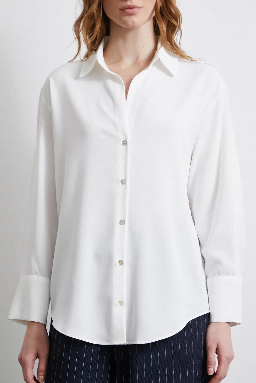 Klassische Satinbluse Ecru