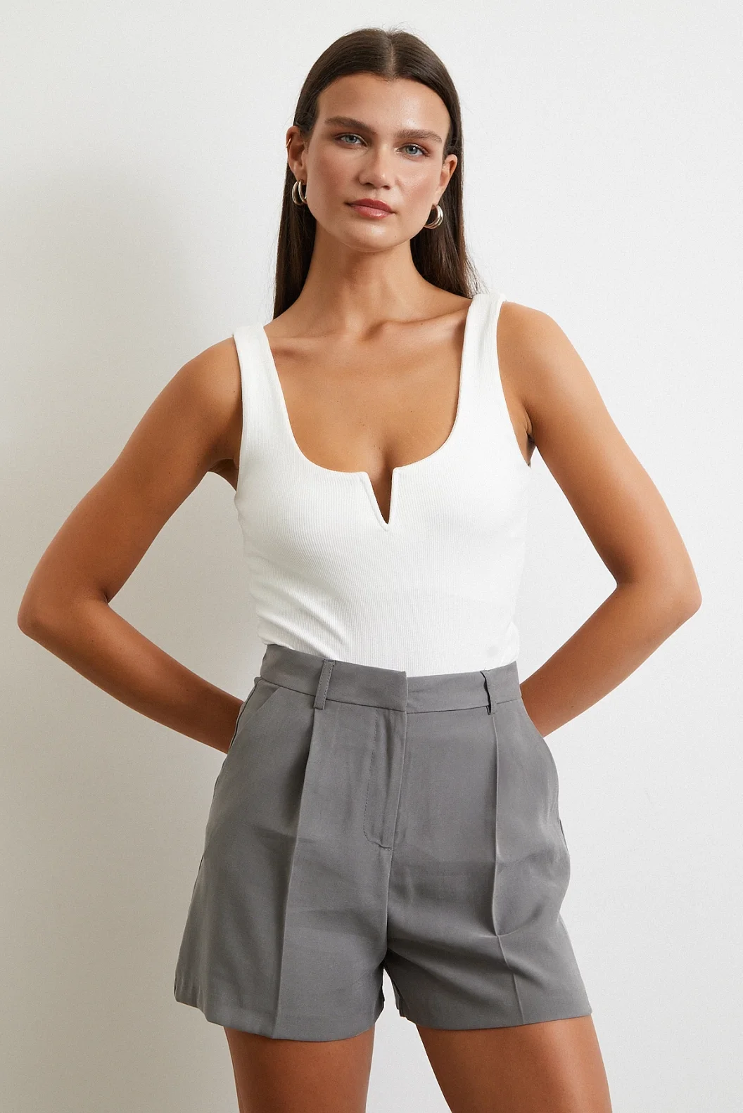 بشورت جيب بليسي رمادي