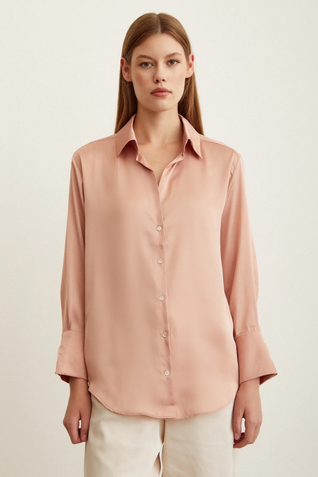 Basic Saten قميص بودرة